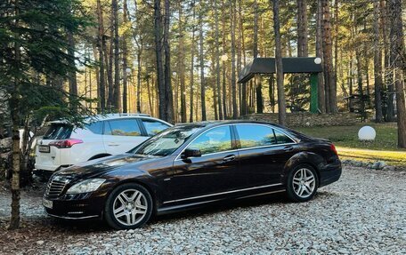 Mercedes-Benz S-Класс, 2011 год, 1 000 000 рублей, 4 фотография