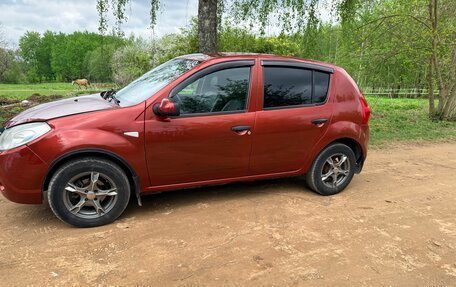 Renault Sandero I, 2012 год, 420 000 рублей, 2 фотография
