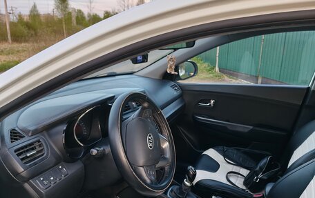 KIA Rio III рестайлинг, 2012 год, 820 000 рублей, 10 фотография