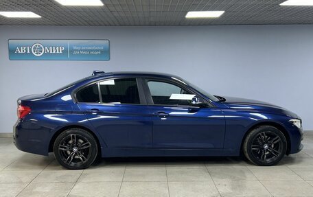BMW 3 серия, 2017 год, 2 412 000 рублей, 8 фотография
