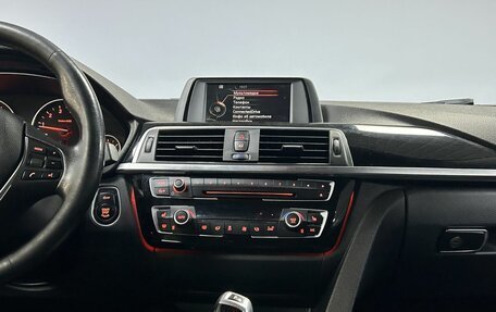 BMW 3 серия, 2017 год, 2 412 000 рублей, 17 фотография