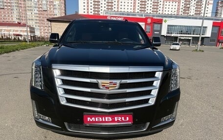 Cadillac Escalade IV, 2018 год, 5 500 000 рублей, 1 фотография