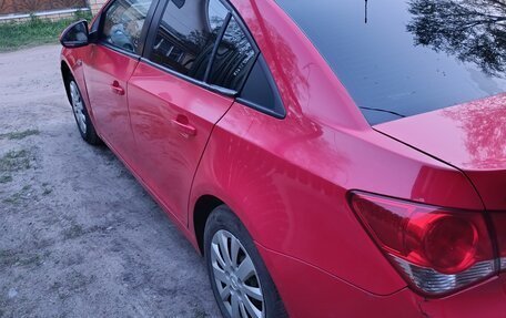 Chevrolet Cruze II, 2009 год, 500 000 рублей, 4 фотография