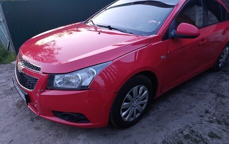 Chevrolet Cruze II, 2009 год, 500 000 рублей, 2 фотография