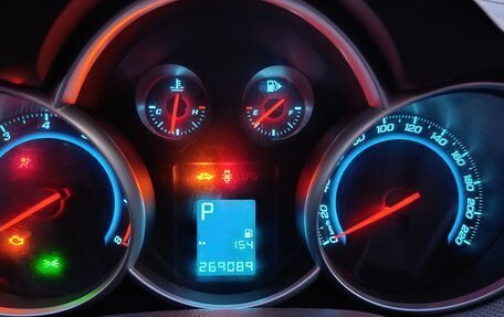 Chevrolet Cruze II, 2009 год, 500 000 рублей, 9 фотография