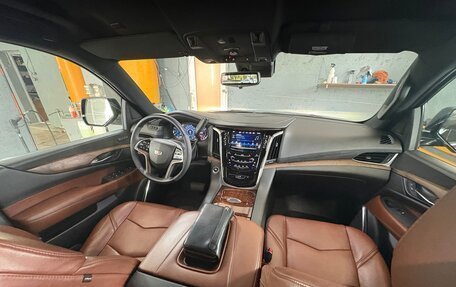 Cadillac Escalade IV, 2018 год, 5 500 000 рублей, 20 фотография
