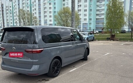 Volkswagen Multivan, 2023 год, 5 700 000 рублей, 6 фотография