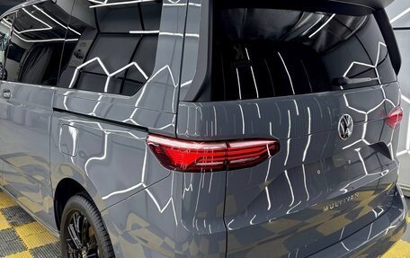 Volkswagen Multivan, 2023 год, 5 700 000 рублей, 15 фотография