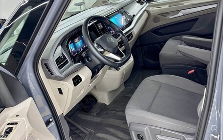 Volkswagen Multivan, 2023 год, 5 700 000 рублей, 25 фотография