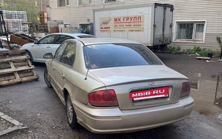 Hyundai Sonata IV рестайлинг, 2004 год, 299 000 рублей, 2 фотография