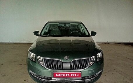 Skoda Octavia, 2019 год, 1 890 000 рублей, 2 фотография