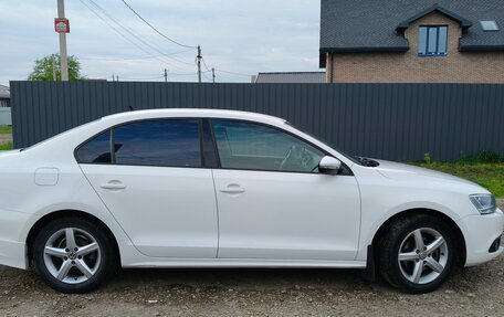 Volkswagen Jetta VI, 2014 год, 1 099 999 рублей, 4 фотография