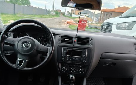 Volkswagen Jetta VI, 2014 год, 1 099 999 рублей, 14 фотография
