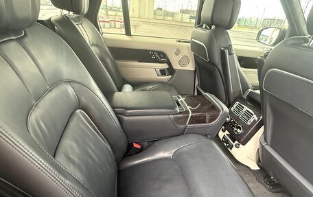 Land Rover Range Rover IV рестайлинг, 2018 год, 7 700 000 рублей, 11 фотография