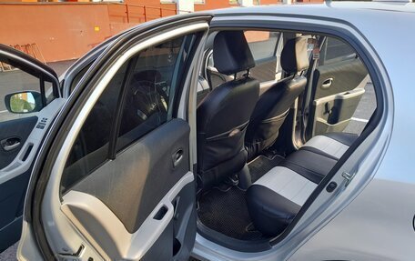 Toyota Yaris III рестайлинг, 2008 год, 450 000 рублей, 6 фотография