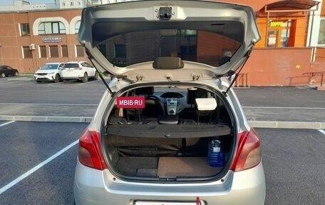Toyota Yaris III рестайлинг, 2008 год, 450 000 рублей, 10 фотография