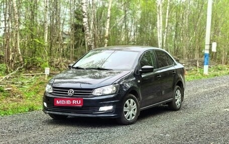 Volkswagen Polo VI (EU Market), 2012 год, 700 000 рублей, 2 фотография