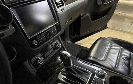 Volkswagen Touareg III, 2016 год, 2 800 000 рублей, 4 фотография