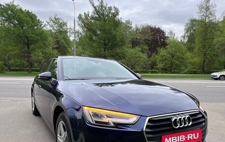 Audi A4, 2019 год, 2 736 000 рублей, 4 фотография
