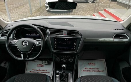 Volkswagen Tiguan II, 2019 год, 2 529 000 рублей, 16 фотография