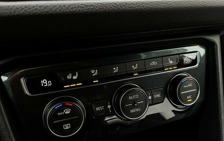 Volkswagen Tiguan II, 2019 год, 2 529 000 рублей, 25 фотография