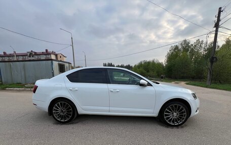 Skoda Octavia, 2018 год, 1 920 000 рублей, 4 фотография