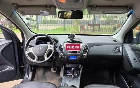 Hyundai ix35 I рестайлинг, 2011 год, 1 200 000 рублей, 10 фотография