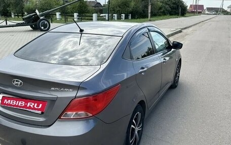 Hyundai Solaris II рестайлинг, 2015 год, 870 000 рублей, 4 фотография
