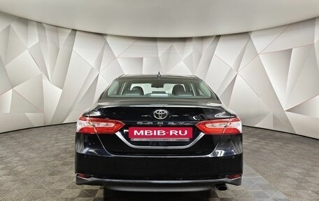 Toyota Camry, 2018 год, 2 205 000 рублей, 8 фотография