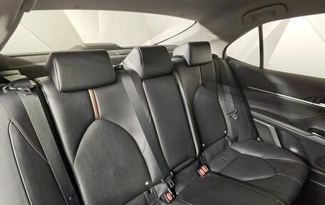 Toyota Camry, 2018 год, 2 205 000 рублей, 16 фотография