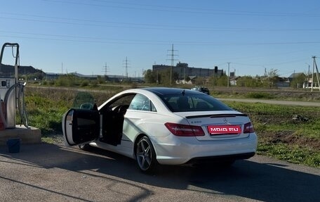 Mercedes-Benz E-Класс, 2012 год, 1 800 000 рублей, 1 фотография