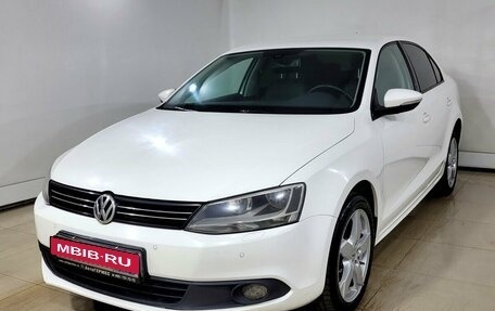 Volkswagen Jetta VI, 2014 год, 810 000 рублей, 1 фотография