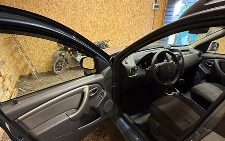 Renault Duster I рестайлинг, 2017 год, 1 550 000 рублей, 3 фотография