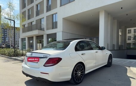 Mercedes-Benz E-Класс AMG, 2017 год, 4 800 000 рублей, 10 фотография