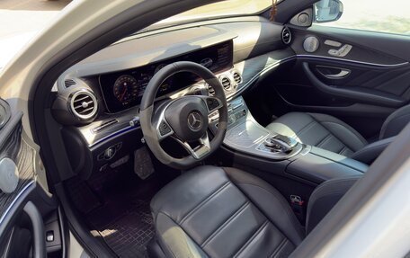 Mercedes-Benz E-Класс AMG, 2017 год, 4 800 000 рублей, 17 фотография