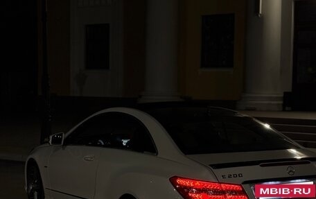 Mercedes-Benz E-Класс, 2012 год, 1 800 000 рублей, 18 фотография