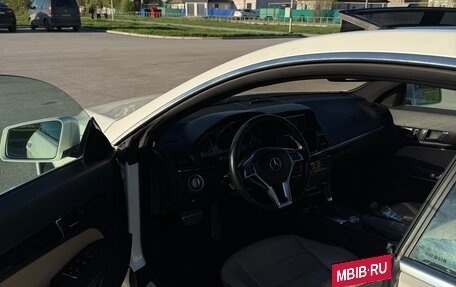 Mercedes-Benz E-Класс, 2012 год, 1 800 000 рублей, 13 фотография