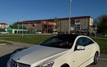 Mercedes-Benz E-Класс, 2012 год, 1 800 000 рублей, 12 фотография