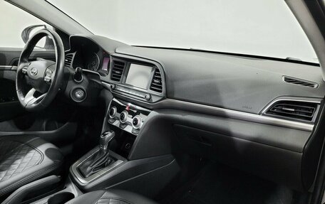Hyundai Elantra VI рестайлинг, 2019 год, 1 540 000 рублей, 11 фотография