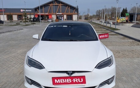Tesla Model S I, 2016 год, 3 200 000 рублей, 4 фотография