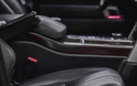 Land Rover Range Rover IV рестайлинг, 2017 год, 4 350 000 рублей, 11 фотография
