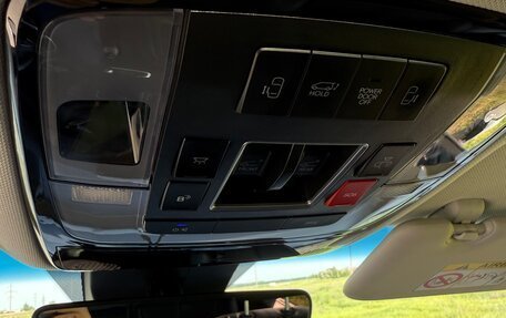 Hyundai Staria, 2021 год, 5 200 000 рублей, 7 фотография