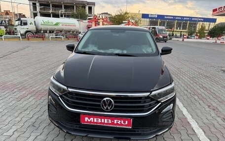 Volkswagen Polo VI (EU Market), 2021 год, 1 490 000 рублей, 1 фотография