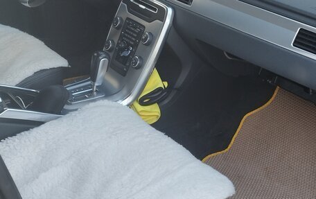 Volvo XC70 II рестайлинг, 2012 год, 1 900 000 рублей, 24 фотография