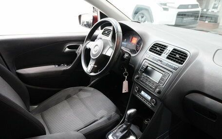 Volkswagen Polo VI (EU Market), 2013 год, 745 000 рублей, 11 фотография