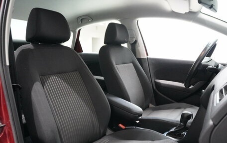 Volkswagen Polo VI (EU Market), 2013 год, 745 000 рублей, 12 фотография