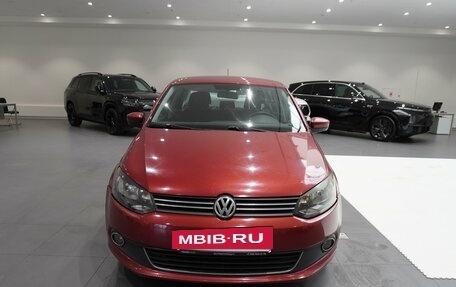 Volkswagen Polo VI (EU Market), 2013 год, 745 000 рублей, 2 фотография