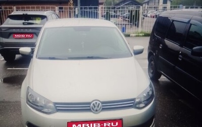 Volkswagen Polo VI (EU Market), 2011 год, 350 000 рублей, 1 фотография