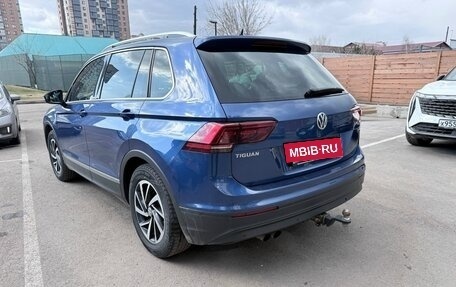 Volkswagen Tiguan II, 2018 год, 2 350 000 рублей, 4 фотография