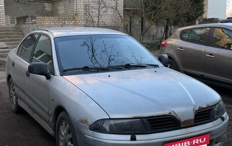 Mitsubishi Carisma I, 2000 год, 150 000 рублей, 8 фотография